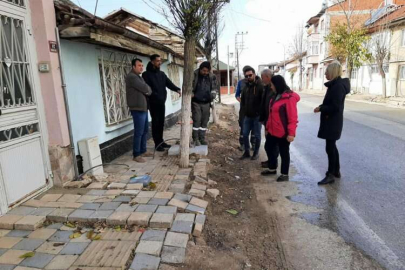 Bilecik Pazaryerinde elektrik telleri yer altına alınıyor