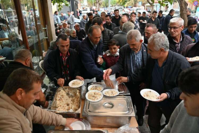 Manisa'da merhum MHP İl Başkanı'na pilav hayrı